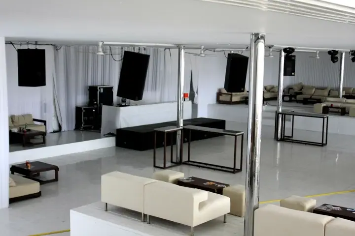 Kristal Club Mamaia - high-resolution location photo 03