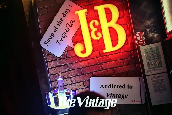 Vintage PUB Bucuresti - location photo
