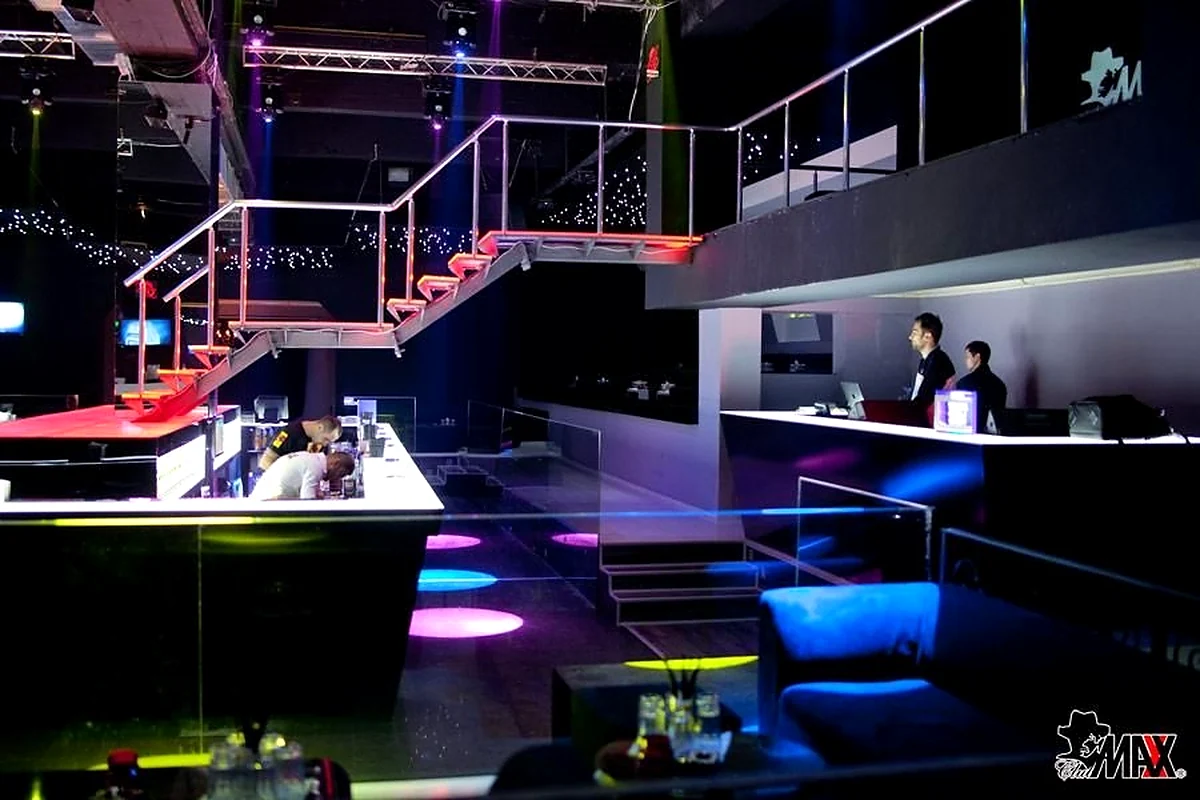 Club Maxx - location photo