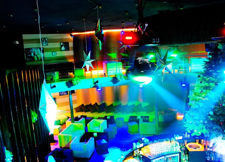 Club Sofa Brasov - attached location photo