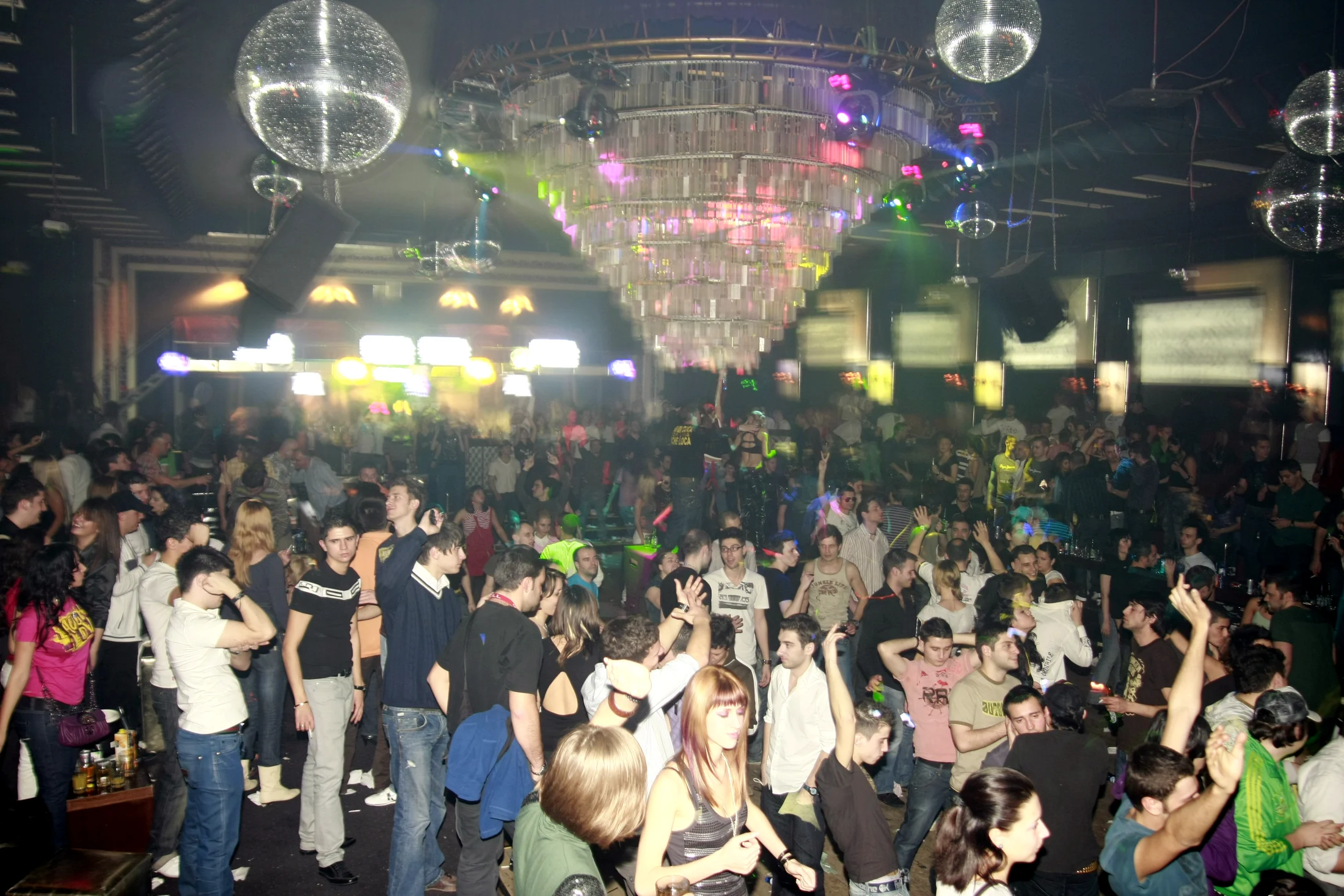 Kristal Glam Club - high-resolution location photo 01