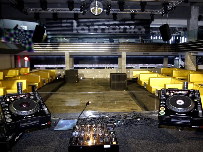 La Mania - high-resolution location photo 13